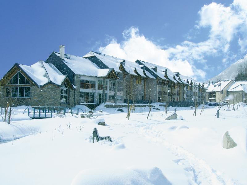 Vacances en montagne Résidence Lagrange l'Ardoisière - Saint Lary Soulan - Extérieur hiver