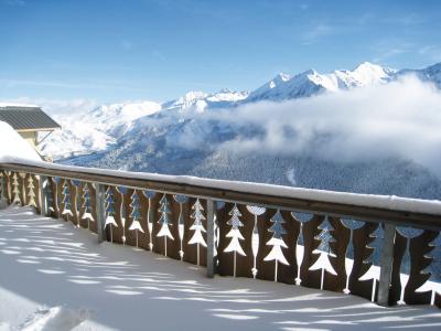 Rent in ski resort Résidence Lagrange les Chalets de l'Adet - Saint Lary Soulan - Winter outside