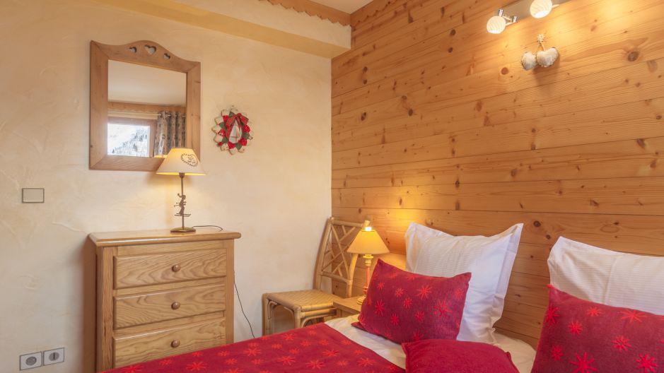 Rent in ski resort 4 room apartment 6 people - Chalet Iris - Saint Martin de Belleville - Bedroom