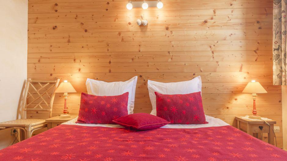 Rent in ski resort 4 room apartment 6 people - Chalet Iris - Saint Martin de Belleville - Bedroom