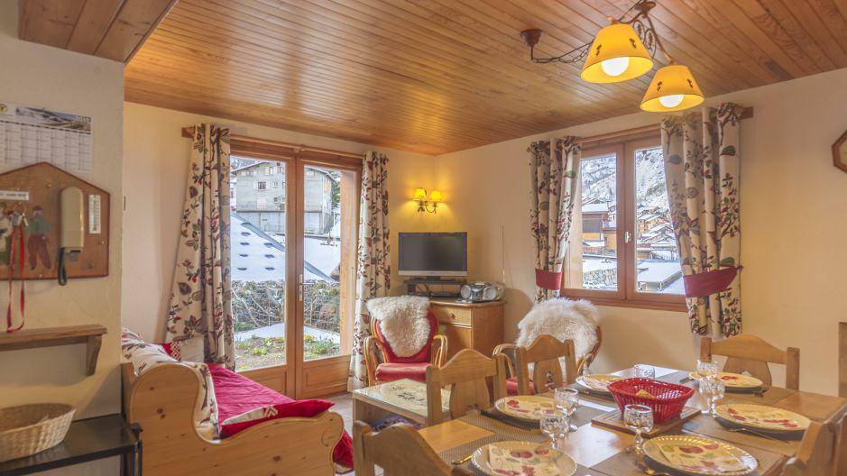 Location au ski Appartement 4 pièces 6 personnes - Chalet Iris - Saint Martin de Belleville - Salle à manger