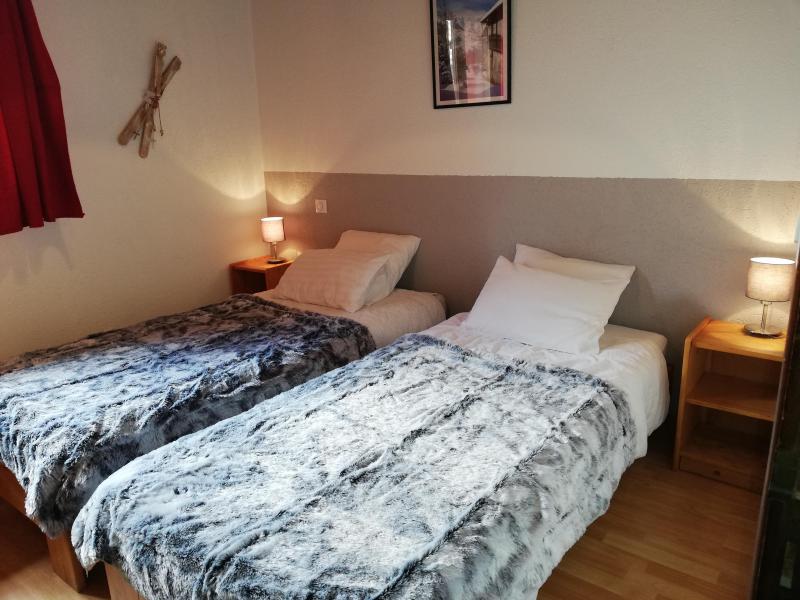Rent in ski resort 5 room apartment 8 people (Sapin) - Chalet l'Adret - Saint Martin de Belleville - Apartment