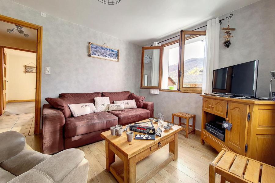 Rent in ski resort 5 room apartment 6 people (REINE) - Chalet Saint Marcel - Saint Martin de Belleville - Living room
