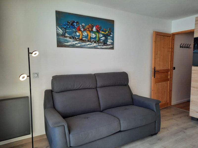 Rent in ski resort 2 room apartment 4 people (A4) - La Résidence Dahlia - Saint Martin de Belleville - Living room