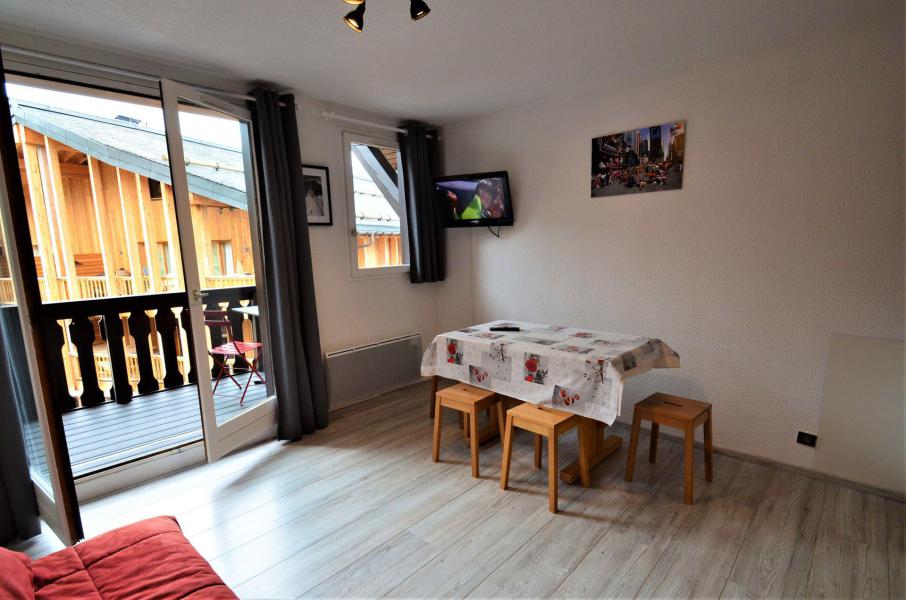 Rent in ski resort 2 room apartment 4 people (B1) - La Résidence Dahlia - Saint Martin de Belleville - Living room