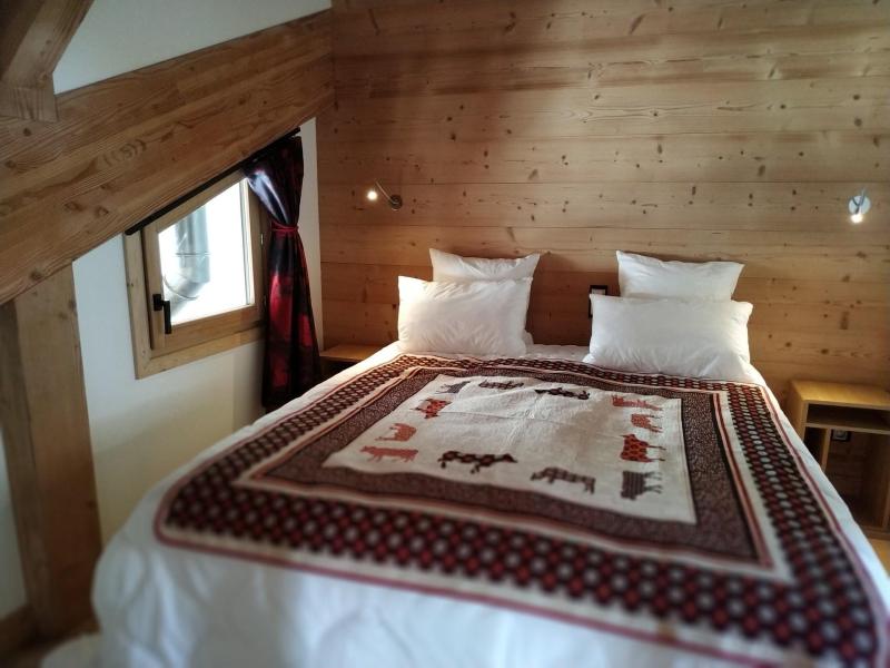 Rent in ski resort 4 room triplex chalet 6 people (Serendipity) - Le Hameau de Caseblanche - Saint Martin de Belleville - Bedroom