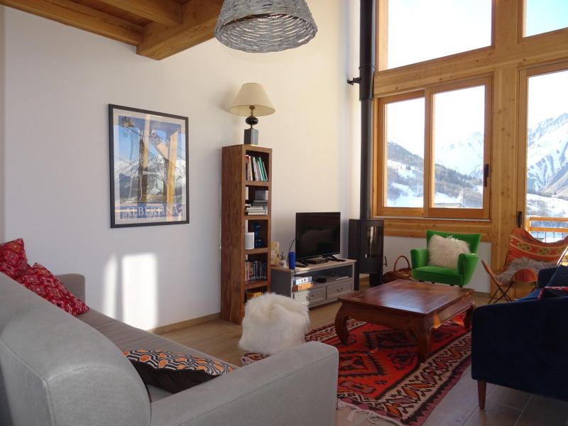 Rent in ski resort 5 room triplex chalet 8 people (Pomme de Pin) - Le Hameau de Caseblanche - Saint Martin de Belleville - Living room