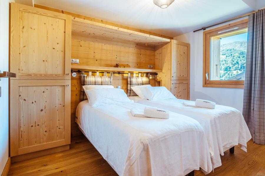 Rent in ski resort 5 room triplex chalet 9 people (Eceel) - Le Hameau de Caseblanche - Saint Martin de Belleville - Bedroom