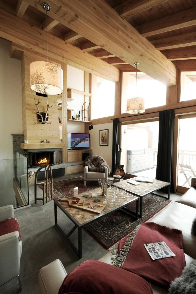 Rent in ski resort 8 room triplex chalet 14 people (Cerf d'Or) - Le Hameau de Caseblanche - Saint Martin de Belleville - Fireplace