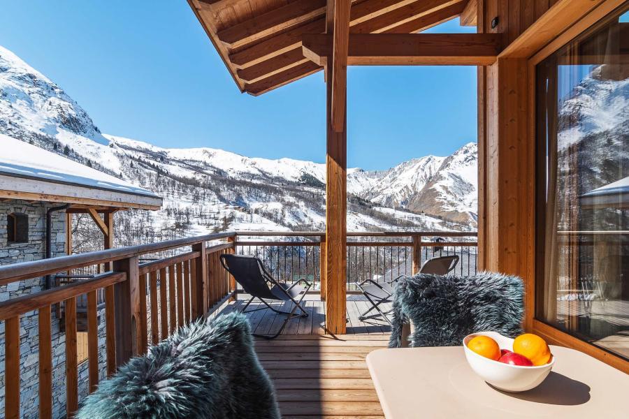 Rent in ski resort 5 room triplex chalet 8 people (Winterfold) - Le Hameau de Caseblanche - Saint Martin de Belleville - Winter outside