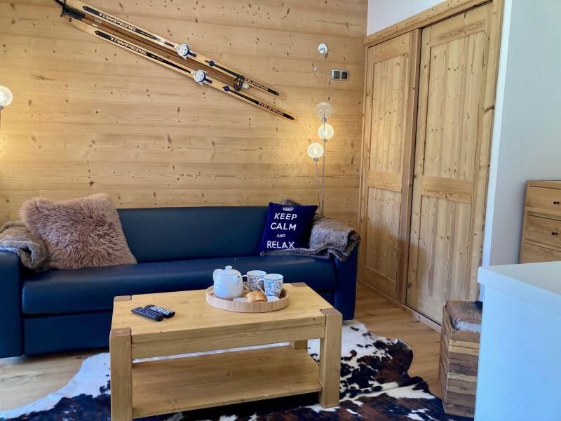 Rent in ski resort 8 room triplex chalet 14 people (Cerf d'Or) - Le Hameau de Caseblanche - Saint Martin de Belleville