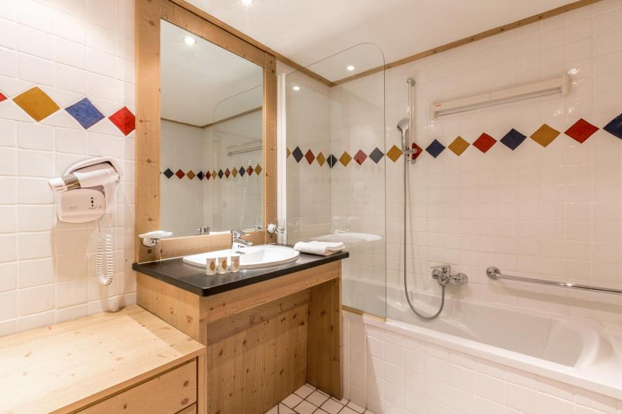 Rent in ski resort 3 room apartment 6 people (A06) - Les Chalets du Gypse - Saint Martin de Belleville - Bathroom