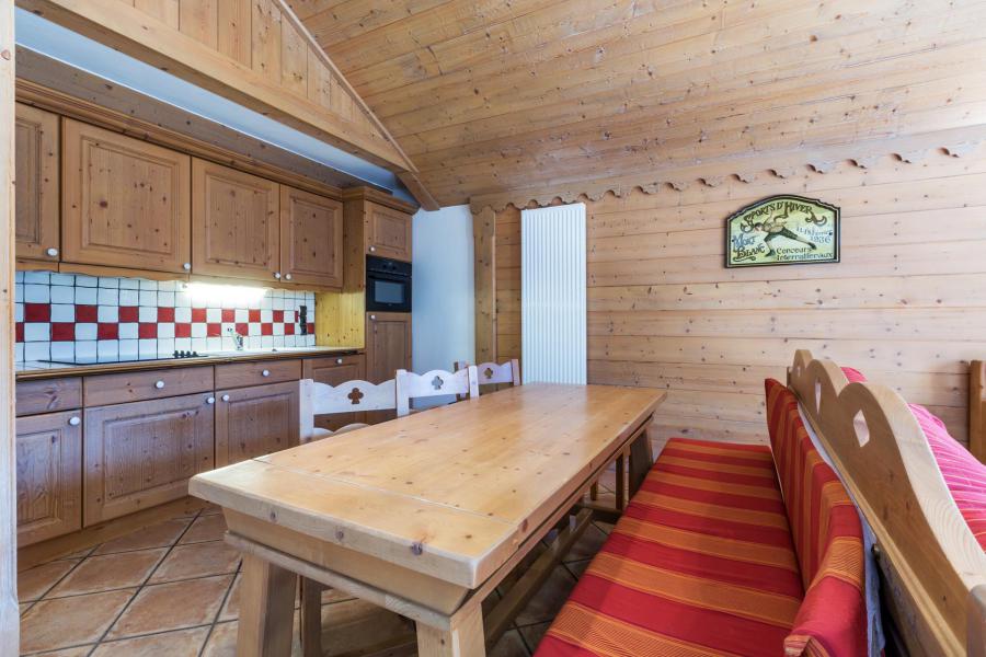 Rent in ski resort 4 room apartment 8 people (C10) - Les Chalets du Gypse - Saint Martin de Belleville - Living room