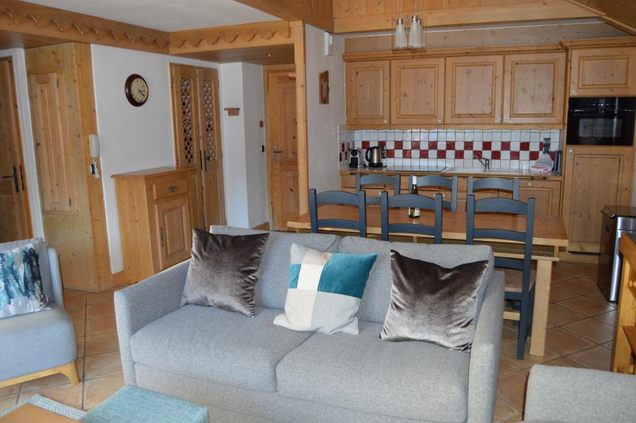 Rent in ski resort 4 room apartment 8 people (C10) - Les Chalets du Gypse - Saint Martin de Belleville - Living room