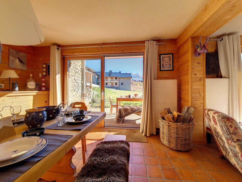 Rent in ski resort 5 room chalet 10 people (Logement 5 pièces 10 personnes (MN-CRINTALLIA)) - LEVASSAIX - Saint Martin de Belleville - Living room