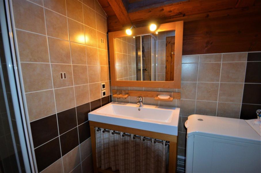 Alquiler al esquí Apartamento dúplex 3 piezas 4 personas - Maison de Village la Grange - Saint Martin de Belleville - Cuarto de ducha