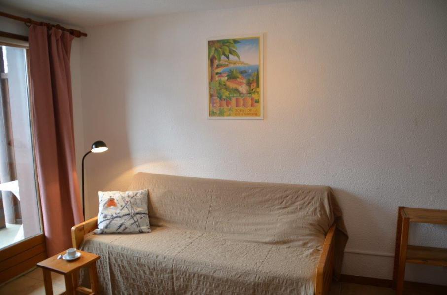 Rent in ski resort 2 room apartment 4 people (A7) - Résidence Gentianes - Saint Martin de Belleville - Living room