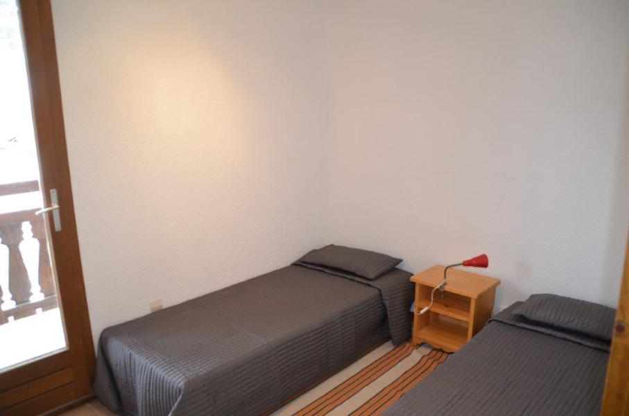 Ski verhuur Appartement 2 kamers 4 personen (A7) - Résidence Gentianes - Saint Martin de Belleville - Kamer