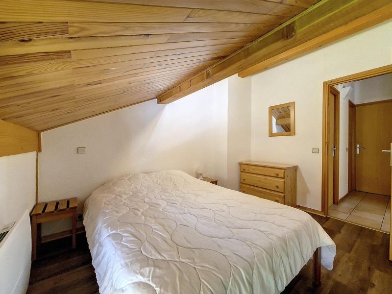 Rent in ski resort 3 room duplex apartment 6 people (F3) - Résidence Hors Piste - Saint Martin de Belleville - Bedroom