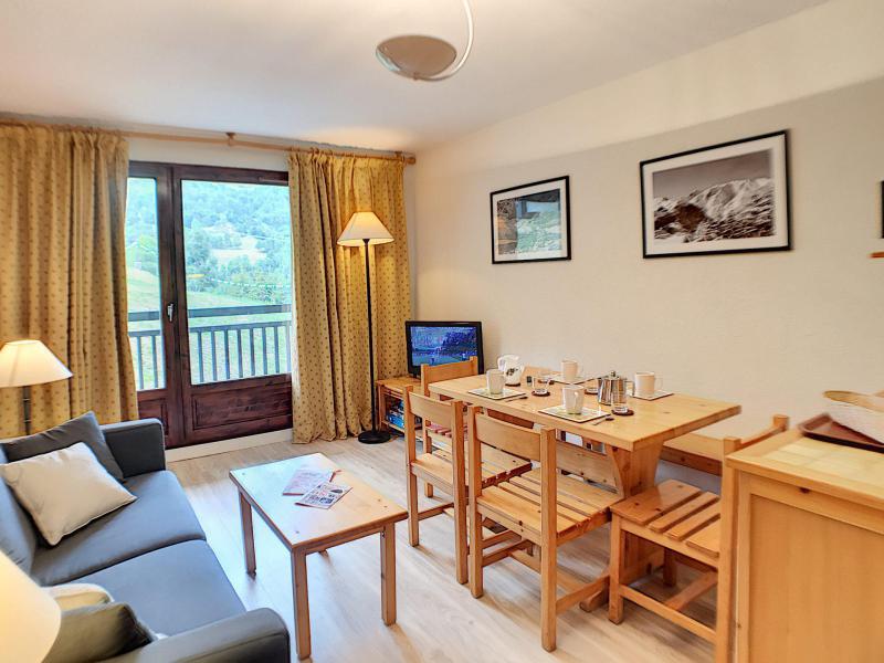 Rent in ski resort 2 room apartment cabin 4 people (B6) - Résidence les Murgers - Saint Martin de Belleville - Living room