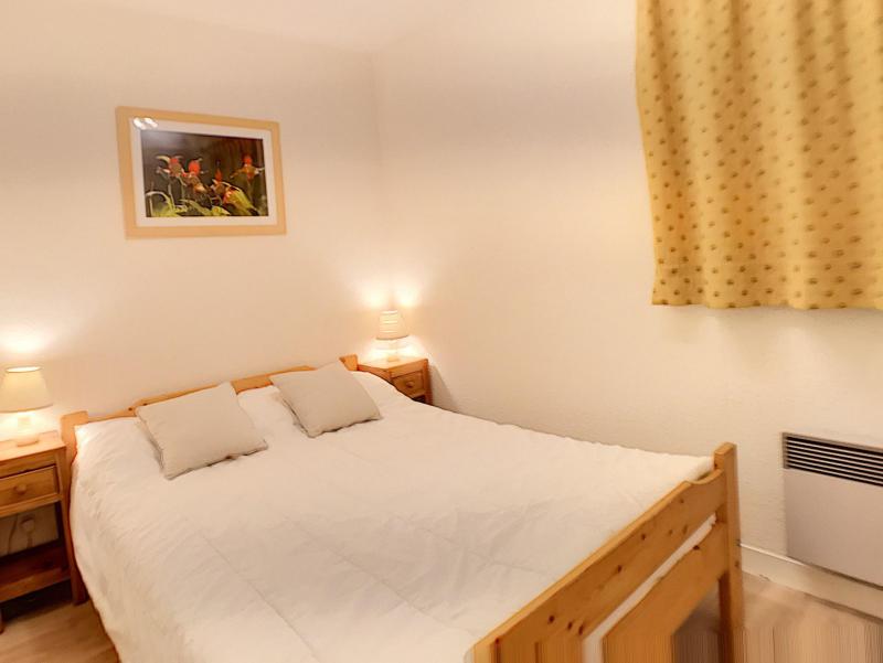 Skiverleih 2-Zimmer-Holzhütte für 4 Personen (B6) - Résidence les Murgers - Saint Martin de Belleville - Schlafzimmer