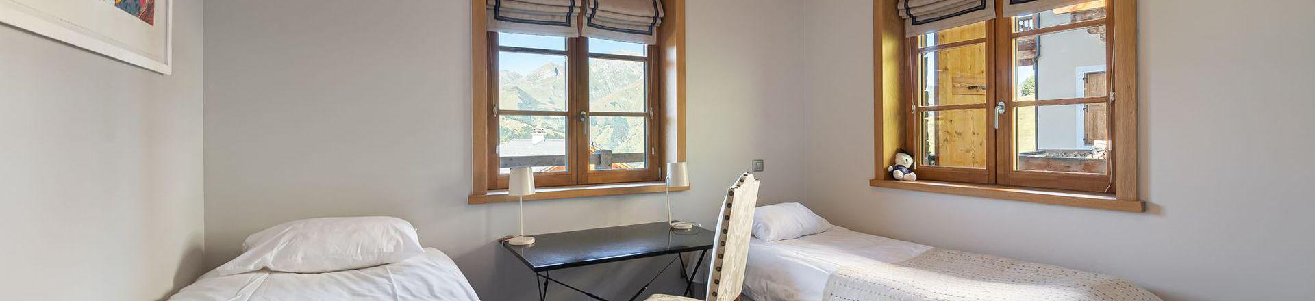 Rent in ski resort 8 room chalet 12 people - Chalet Voland - Saint Martin de Belleville - Apartment