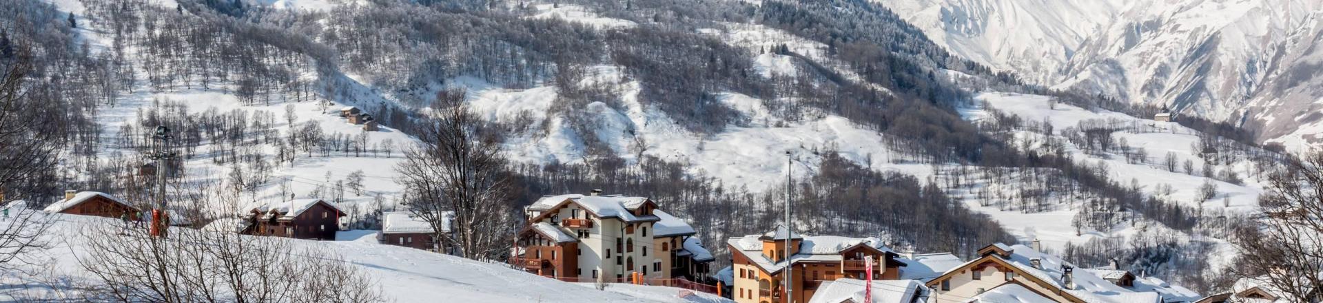 Location au ski Les Chalets du Gypse - Saint Martin de Belleville - Extérieur hiver