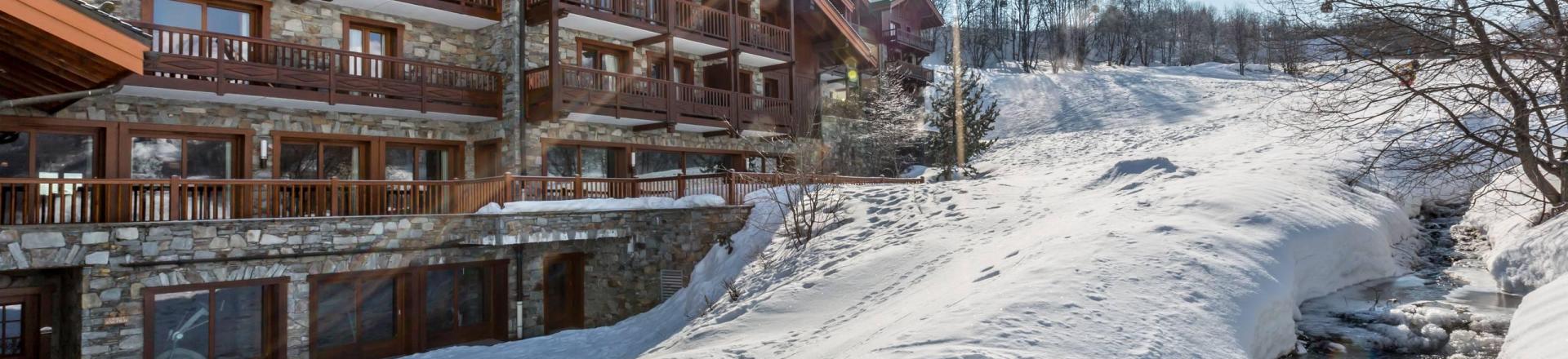 Location au ski Les Chalets du Gypse - Saint Martin de Belleville - Extérieur hiver