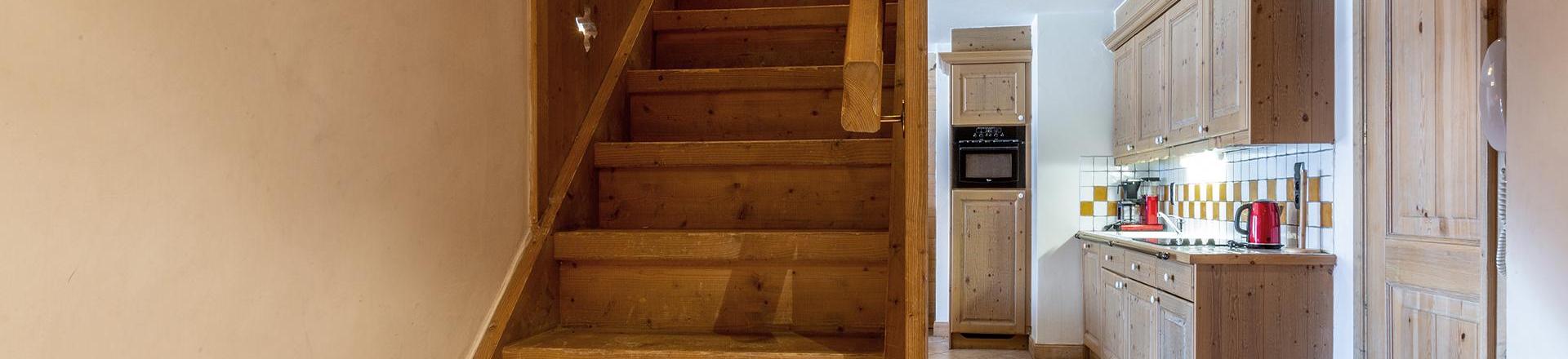 Location au ski Appartement 5 pièces 10 personnes (C17) - Les Chalets du Gypse - Saint Martin de Belleville - Escalier