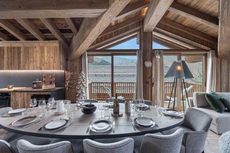 Rent in ski resort 6 room chalet 10 people - Chalet Coco Marcel - Saint Martin de Belleville - Table