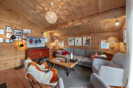 Rent in ski resort 5 room triplex chalet 10 people - Chalet Coton - Saint Martin de Belleville - Living area