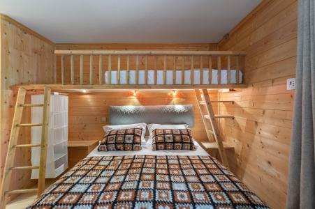 Rent in ski resort 5 room triplex chalet 10 people - Chalet Coton - Saint Martin de Belleville