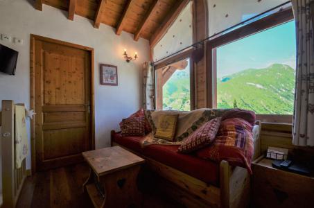 Rent in ski resort 4 room duplex chalet 6 people - Chalet de Julie - Saint Martin de Belleville - Living room