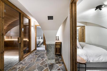 Rent in ski resort 6 room duplex chalet 10 people - Chalet la Grange - Saint Martin de Belleville - Bedroom