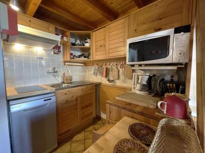 Rent in ski resort Studio 2 people - Chalet le Dahu - Saint Martin de Belleville - Kitchen