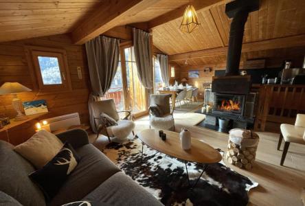Rent in ski resort 5 room triplex chalet 8 people - Chalet Nubuck - Saint Martin de Belleville - Living room