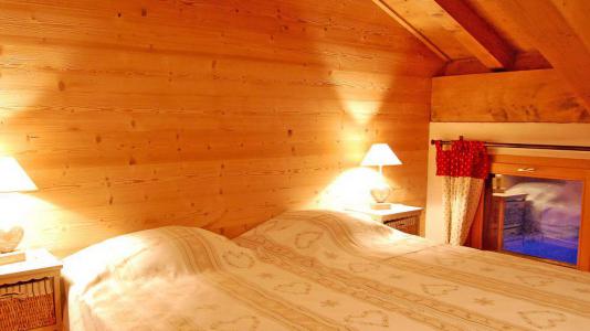 Rent in ski resort Chalet Saint Marc - Saint Martin de Belleville - Bedroom