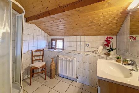 Soggiorno sugli sci Chalet su 3 piani 4 stanze per 8 persone (Siana) - Chalets les Granges - Saint Martin de Belleville - Bagno con doccia