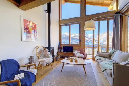 Rent in ski resort 5 room triplex chalet 8 people (Cachette) - Le Hameau de Caseblanche - Saint Martin de Belleville - Living room