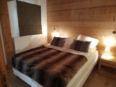 Rent in ski resort 5 room triplex chalet 8 people (Retrouvailles) - Le Hameau de Caseblanche - Saint Martin de Belleville - Bedroom