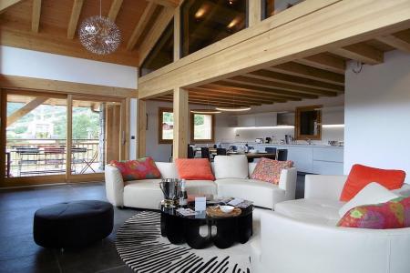 Rent in ski resort 7 room triplex chalet 14 people (Haleakala) - Le Hameau de Caseblanche - Saint Martin de Belleville - Living room