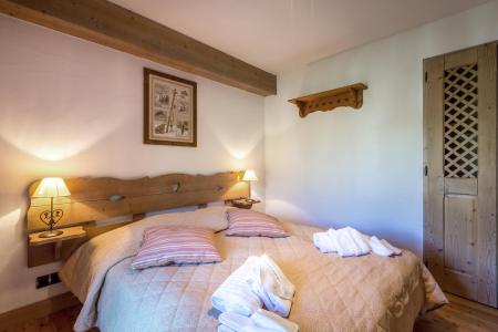 Rent in ski resort 3 room apartment 6 people (A04) - Les Chalets du Gypse - Saint Martin de Belleville - Bedroom