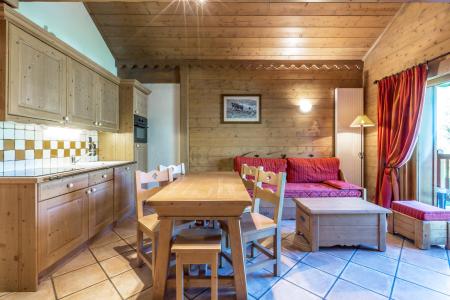 Rent in ski resort 3 room apartment 6 people (A04) - Les Chalets du Gypse - Saint Martin de Belleville - Living room