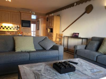 Rent in ski resort 4 room apartment 8 people (C02) - Les Chalets du Gypse - Saint Martin de Belleville - Living room