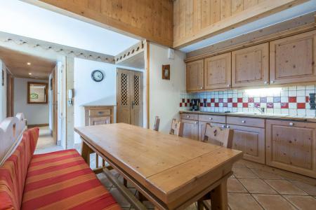 Rent in ski resort 4 room apartment 8 people (C10) - Les Chalets du Gypse - Saint Martin de Belleville - Living room