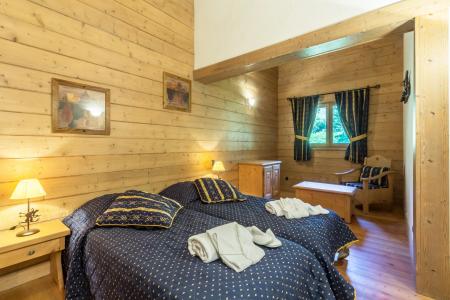 Rent in ski resort 5 room apartment 10 people (A09) - Les Chalets du Gypse - Saint Martin de Belleville - Bedroom