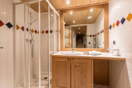 Rent in ski resort 5 room apartment 10 people (A09) - Les Chalets du Gypse - Saint Martin de Belleville - Shower room