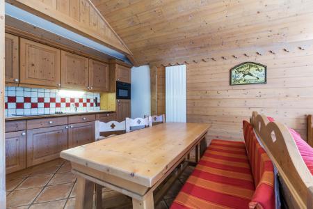 Wynajem na narty Apartament 4 pokojowy 8 osób (C10) - Les Chalets du Gypse - Saint Martin de Belleville - Pokój gościnny