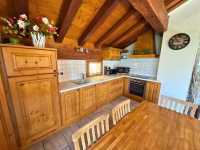 Ski verhuur Appartement duplex 3 kamers 4 personen - Maison de Village la Grange - Saint Martin de Belleville - Keuken