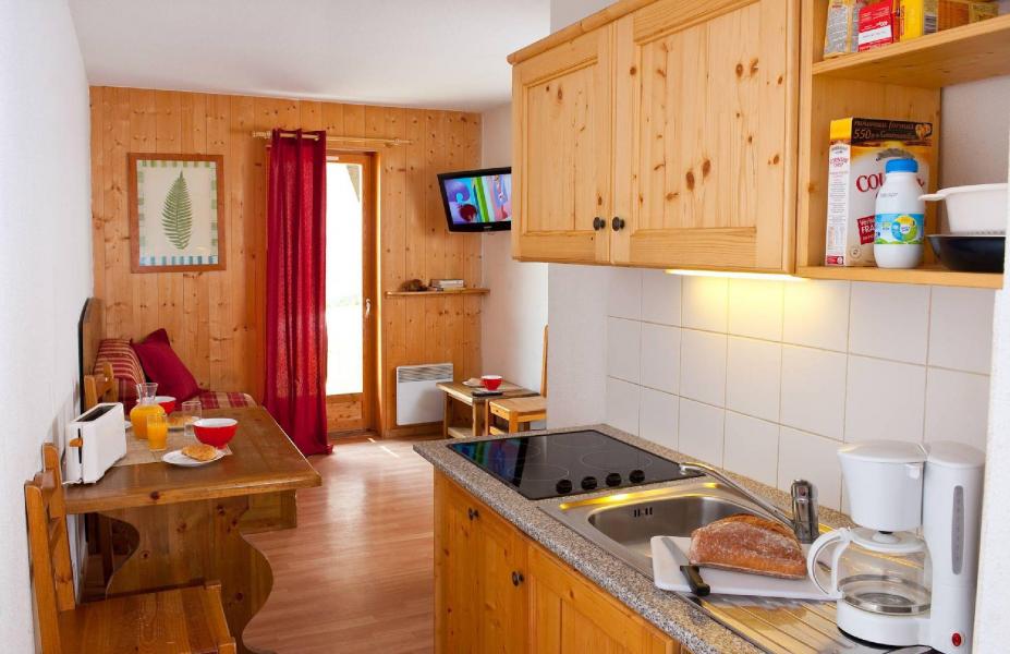 Rent in ski resort Les Fermes de Saint Sorlin - Saint Sorlin d'Arves - Dining area